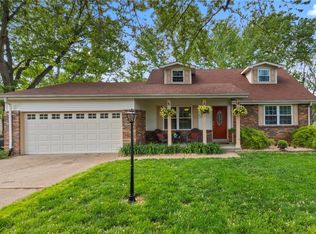 14 Roland Ln, Saint Peters, MO 63376