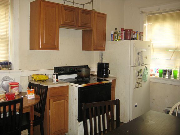 2nd image of 3943-3945 Oregon Ave #3943