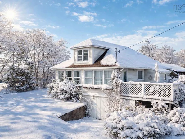 291 Central Port Mouton Rd, Queens, NS B0T 1T0