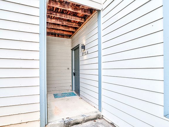 3rd image of 8115 Tremaine Ct APT A