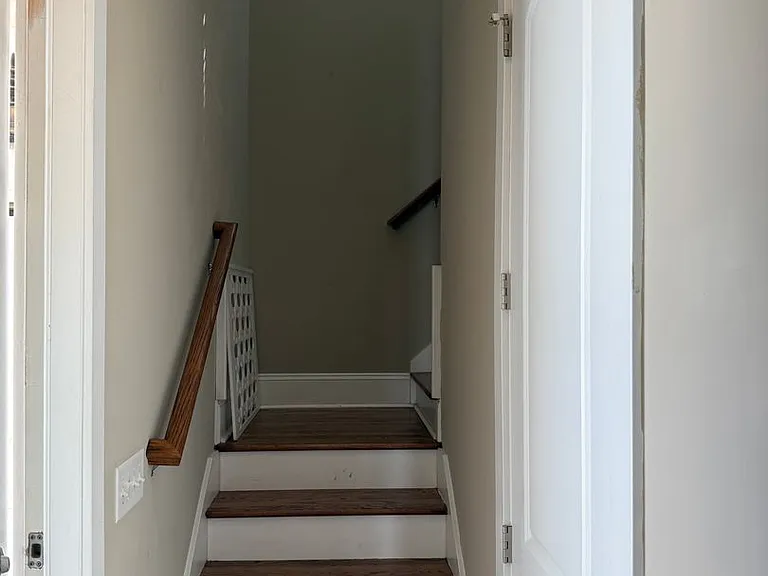 303 Newport Hill Ln — Photo 22