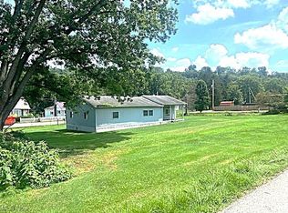 45258 Pine Ave, Saint Clairsville, OH 43950