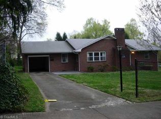 228 Cascade Ave, Winston Salem, NC 27127