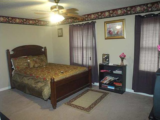 2nd image of 344 Brookwood Lake Pl