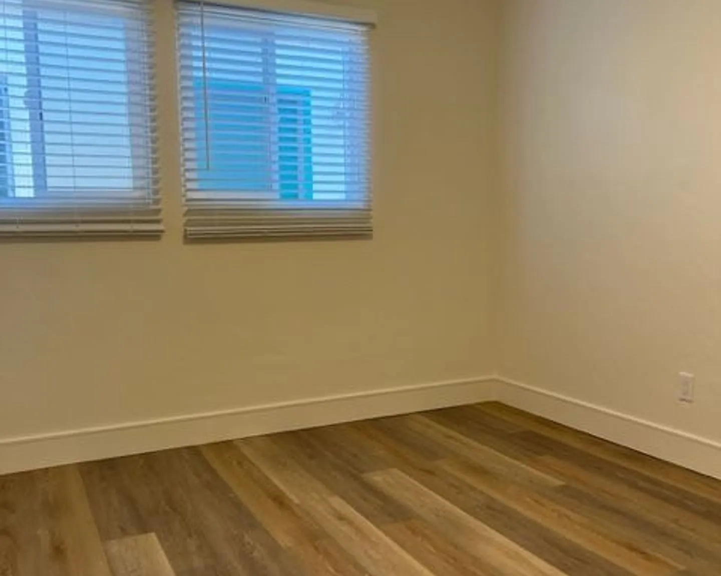 Beach Close- Welcome To Emerald Street A 1 Bedroom Cottage — Photo 4