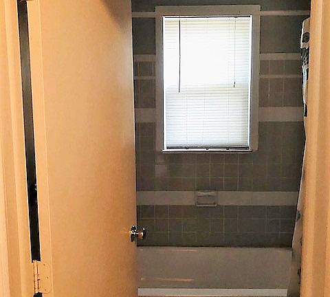 5th image of 7535 Yacht Ave
