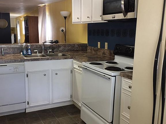 Newly renovated kitchen.