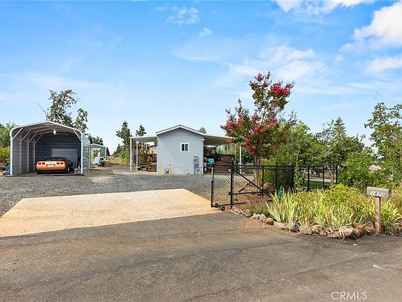 3rd image of 1870 Salida Way