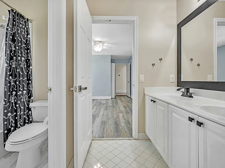 2559 Jardin Ln — Photo 20