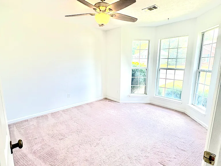 5240 Spinnaker Ct — Photo 14