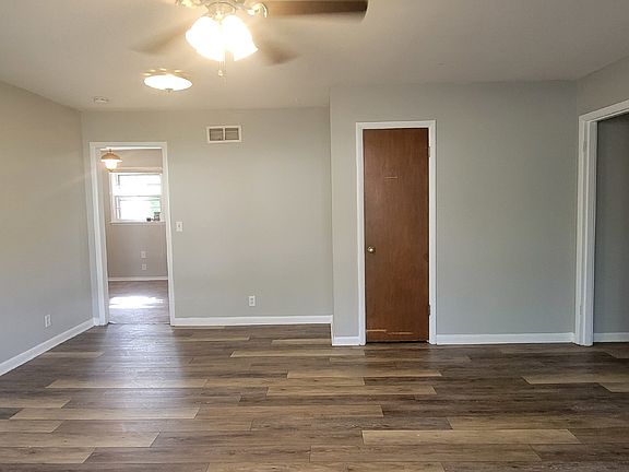 3rd image of 6503 Sheri Dr NW