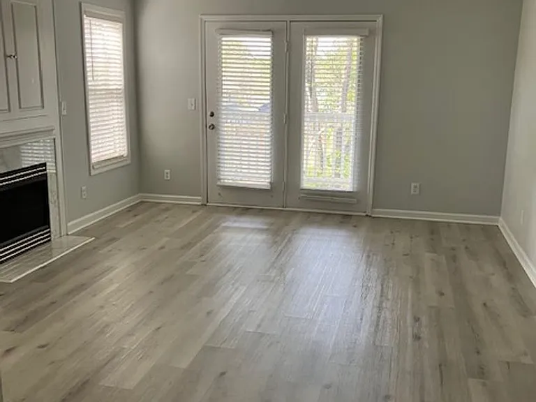 719I Melba Ct — Photo 3