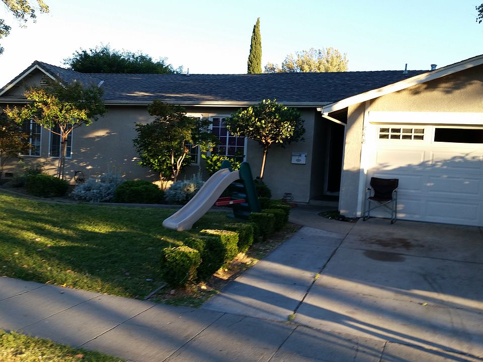 1st image of 848 Jana Ln