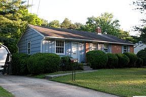 2nd image of 1902 N Holden Rd