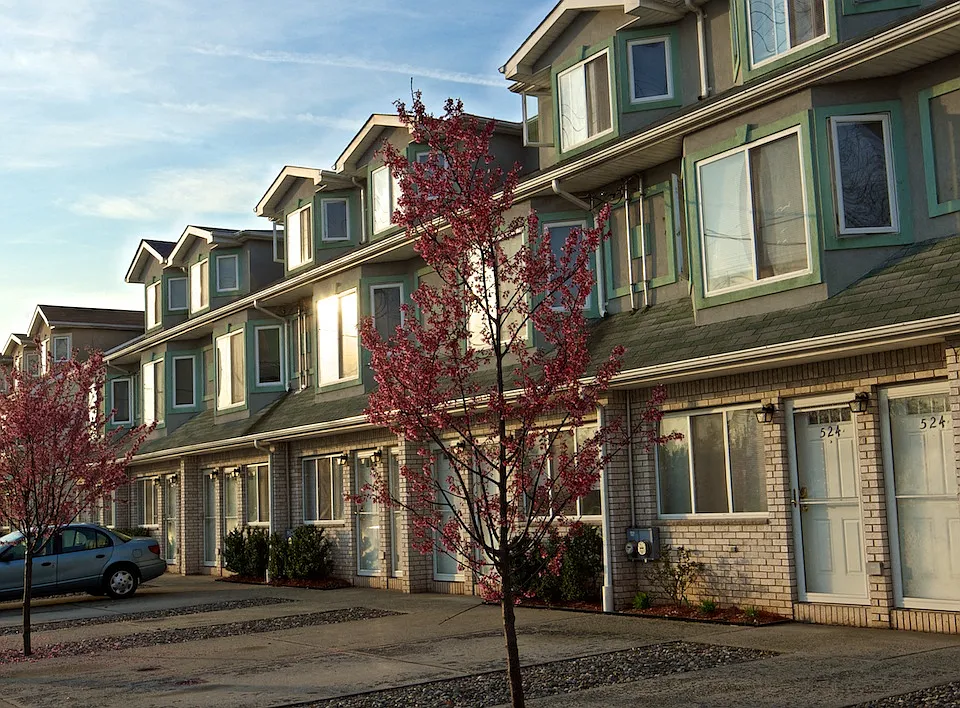 Seaview Apartments
