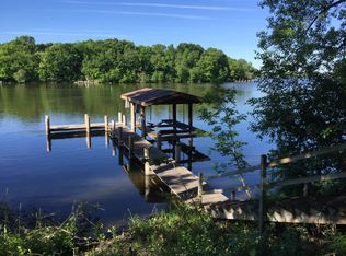 1737 W Reid Dr, Appleton, WI 54914