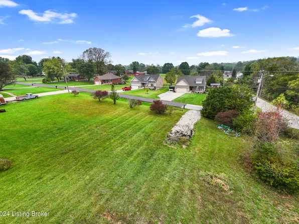 55 Ford Dr, Mount Washington, KY 40047