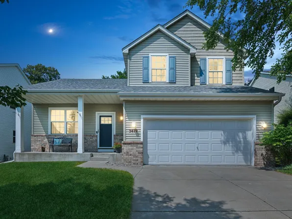 3479 Savannah Ave, White Bear Lake, MN 55110