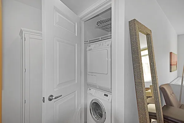 Rented by Compass | media 21