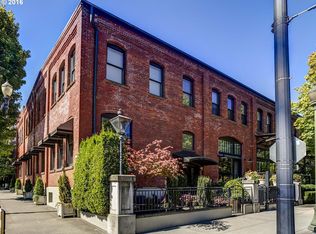 601 NW 11th Ave, Portland, OR 97209
