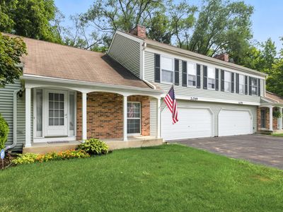 2S749 Grove Ln, Warrenville, IL, 60555