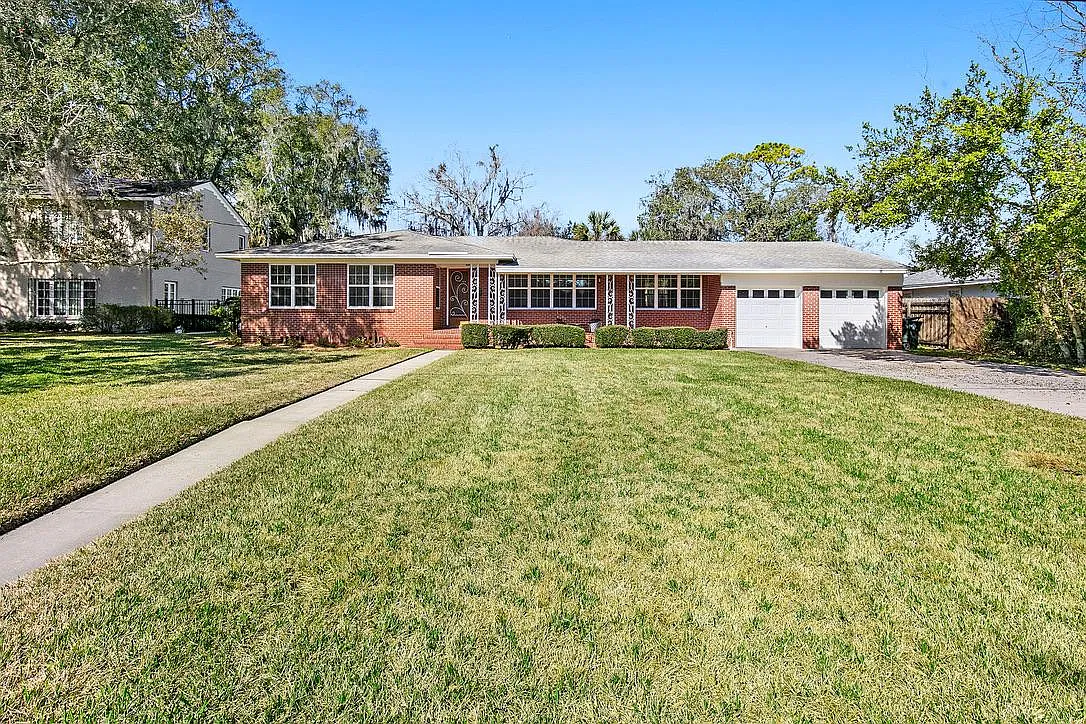 4428 Worth Dr W — Photo 1