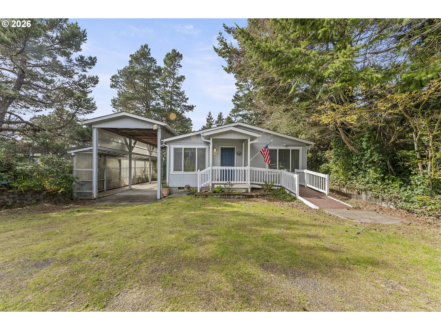 1600 Rhododendron Dr Space 309 photo 1