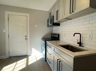 409 Orange St APT 4, Charlotte, NC 28205