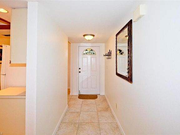 3rd image of 16440 Kelly Cove Dr APT 2819