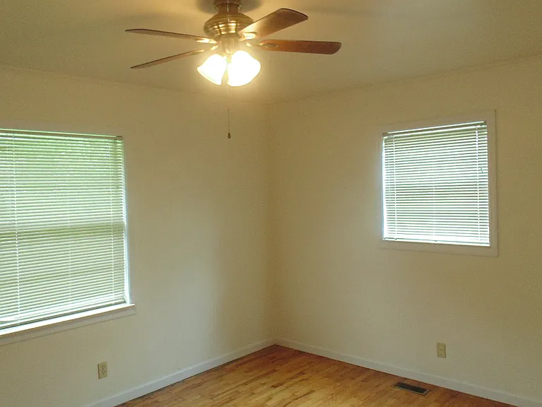 108A Stanton Ln — Photo 7