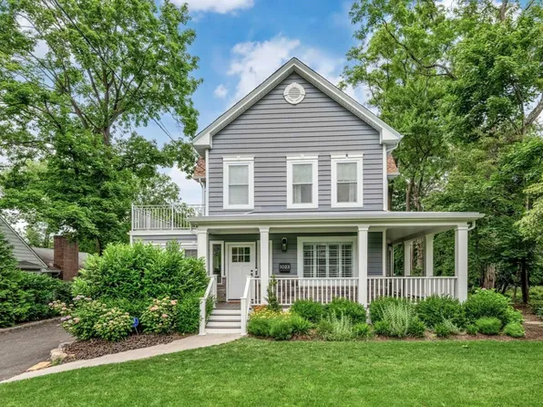 1023 Hillcrest Rd, Ridgewood, NJ 07450