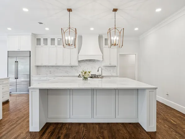 6848 Midcrest Dr, Dallas, TX 75254