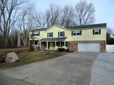 1082 Rosemary Ln, Essexville, MI, 48732