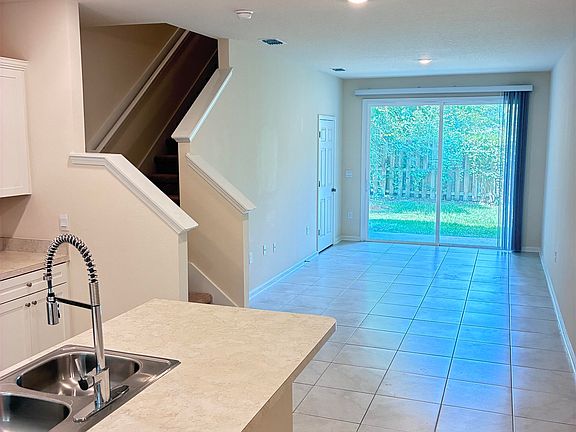 2nd image of 198 Whispering Brook Dr
