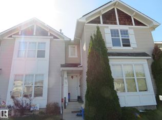 18 Connor Ln, Strathcona County, AB T8H2L5