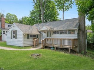 49 Maple Tree Ln, Sparta, NJ 07871