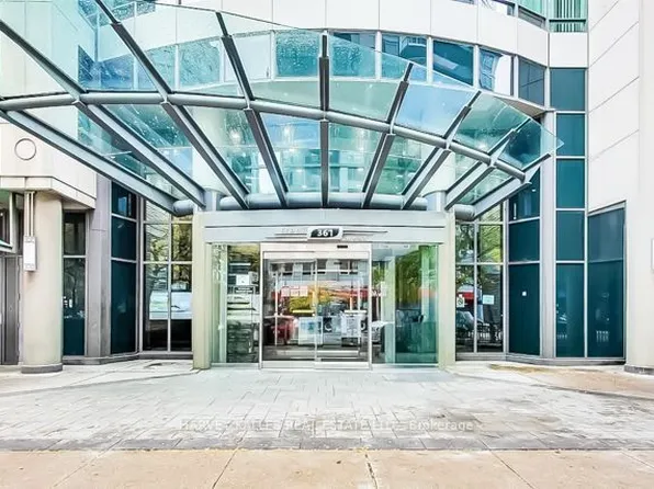 361 Front St W, Toronto, ON