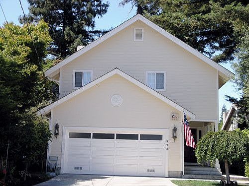 1st image of 372 Belmont Ave
