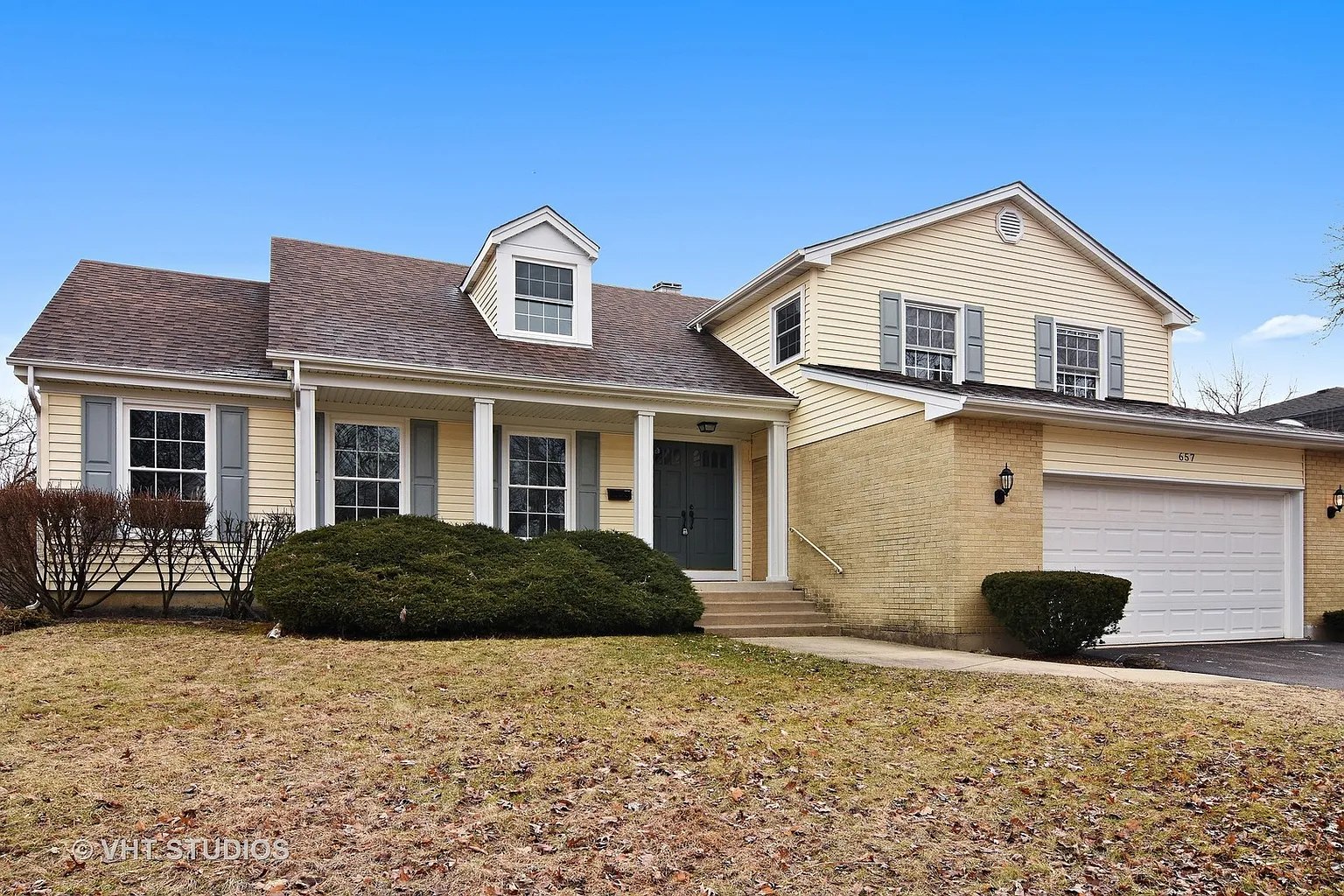 657 S Mallard Dr photo 1
