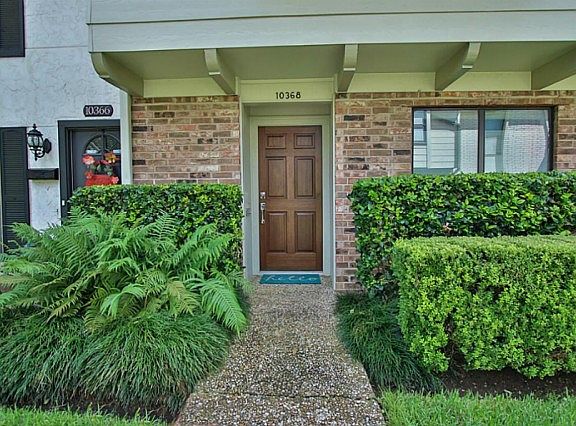 2nd image of 10368 Longmont Dr #49