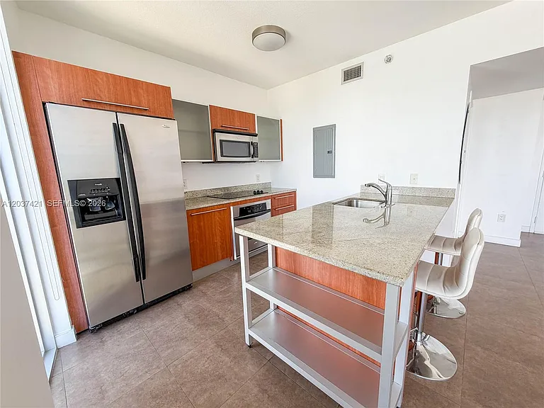 185 SW 7th St #2900 — Photo 15