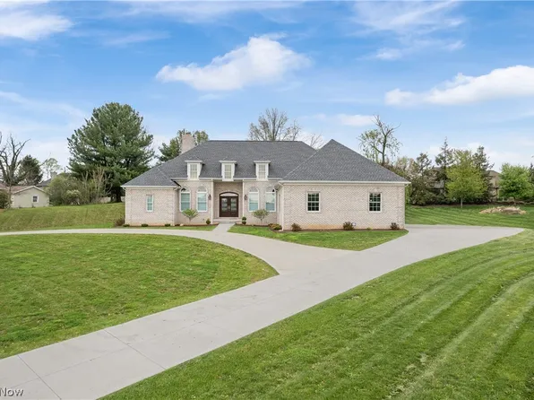 6443 Hills And Dales Rd NW, Canton, OH 44708