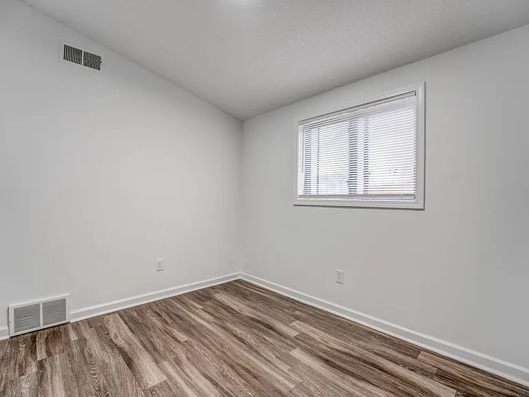 4980 Vickie Dr — Photo 13
