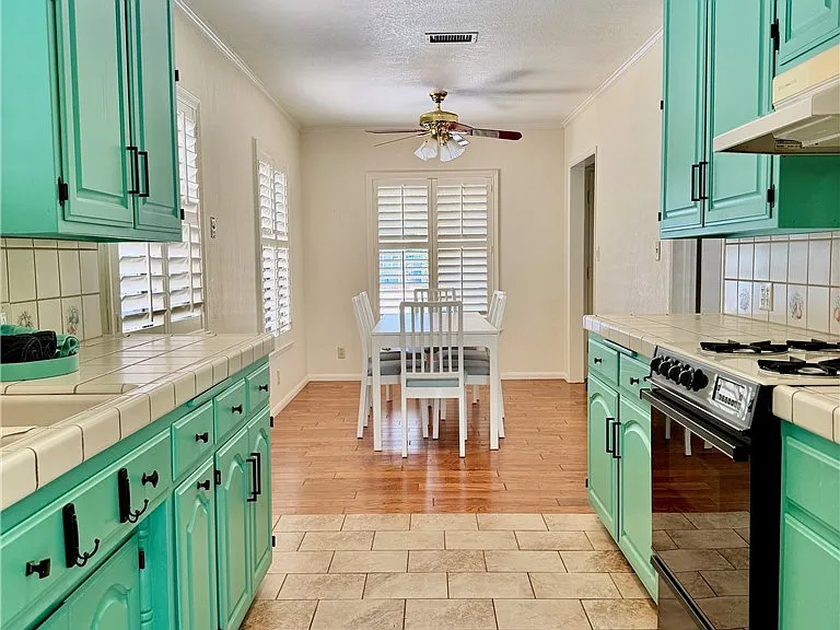 17531 Lemay Pl — Photo 7