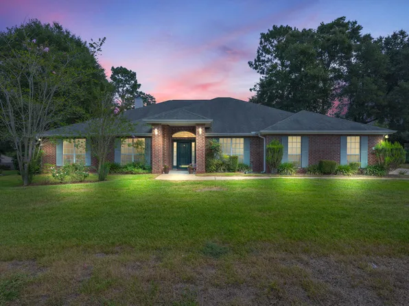 5863 Hunting Meadows Dr, Crestview, FL 32536