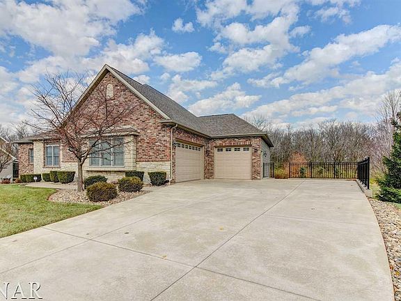 2nd image of 24 Crooked Creek Ct