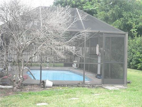 2nd image of 2216 44th St SW