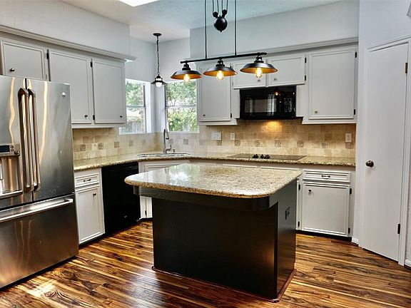 4th image of 1706 Miraglen Ct