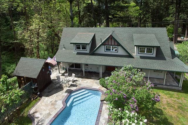 1st image of 121 Flame Tree Rd