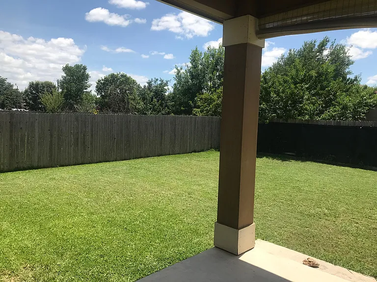 2238 Howry Dr — Photo 15